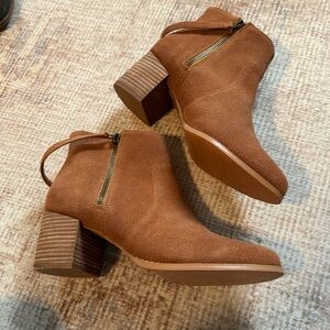 Sole Society Everleigh Booties